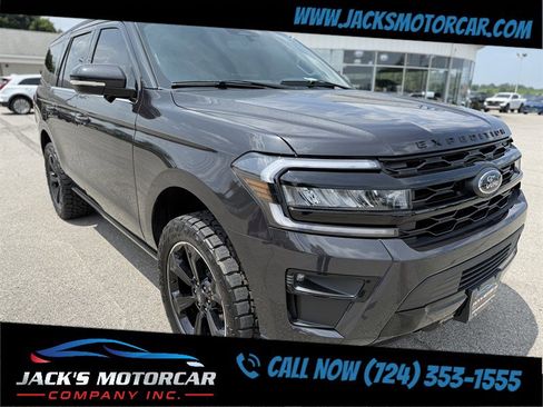 Used 2024 Ford Expedition Limited image 1