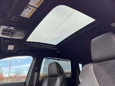 Used 2023 Acura MDX A-Spec image 13