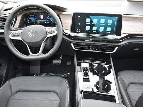 New 2026 Volkswagen Atlas SEL AWD/4WD image 10