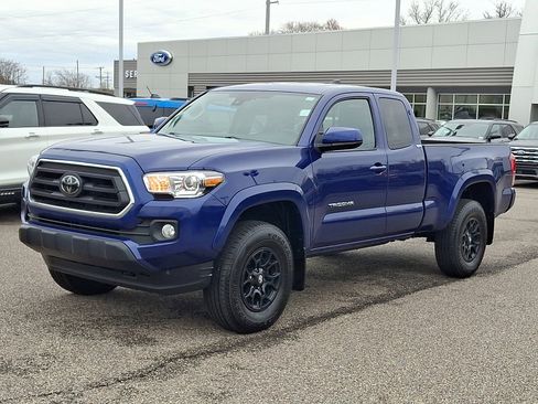 Used 2022 Toyota Tacoma SR5 image 5