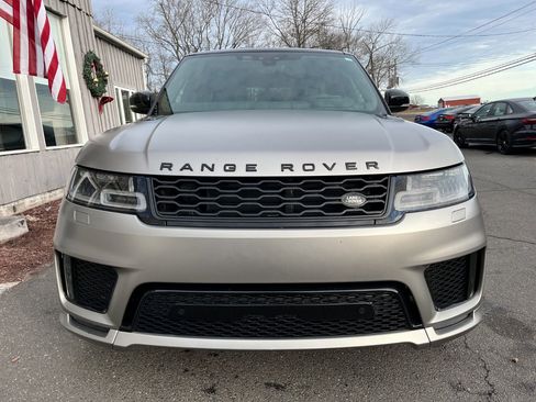 Used 2020 Land Rover Range Rover Sport HST image 3