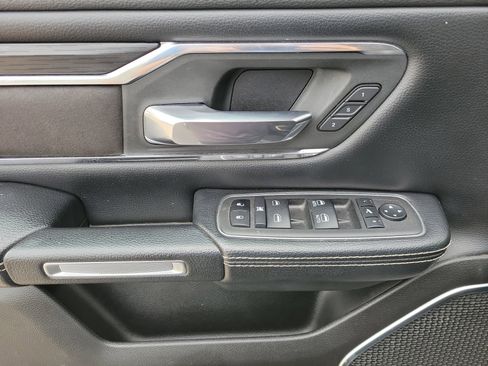 Used 2024 RAM 1500 Laramie RWD image 24