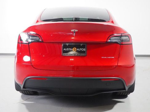Used 2023 Tesla Model Y Long Range AWD/4WD image 51