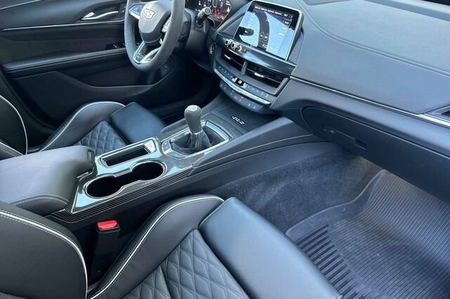Certified 2023 Cadillac CT4 V Blackwing w/ Technology Package RWD image 15