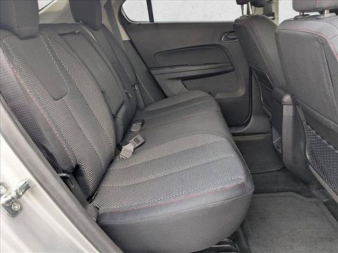 Used 2017 Chevrolet Equinox LT w/ Convenience Package FWD image 13