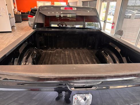 Used 2021 RAM 1500 Laramie AWD/4WD image 14