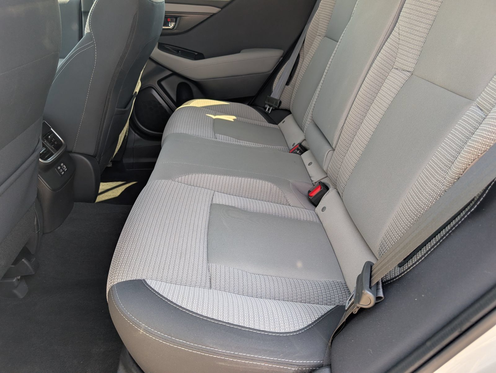 Used 2023 Subaru Outback Premium AWD/4WD image 7