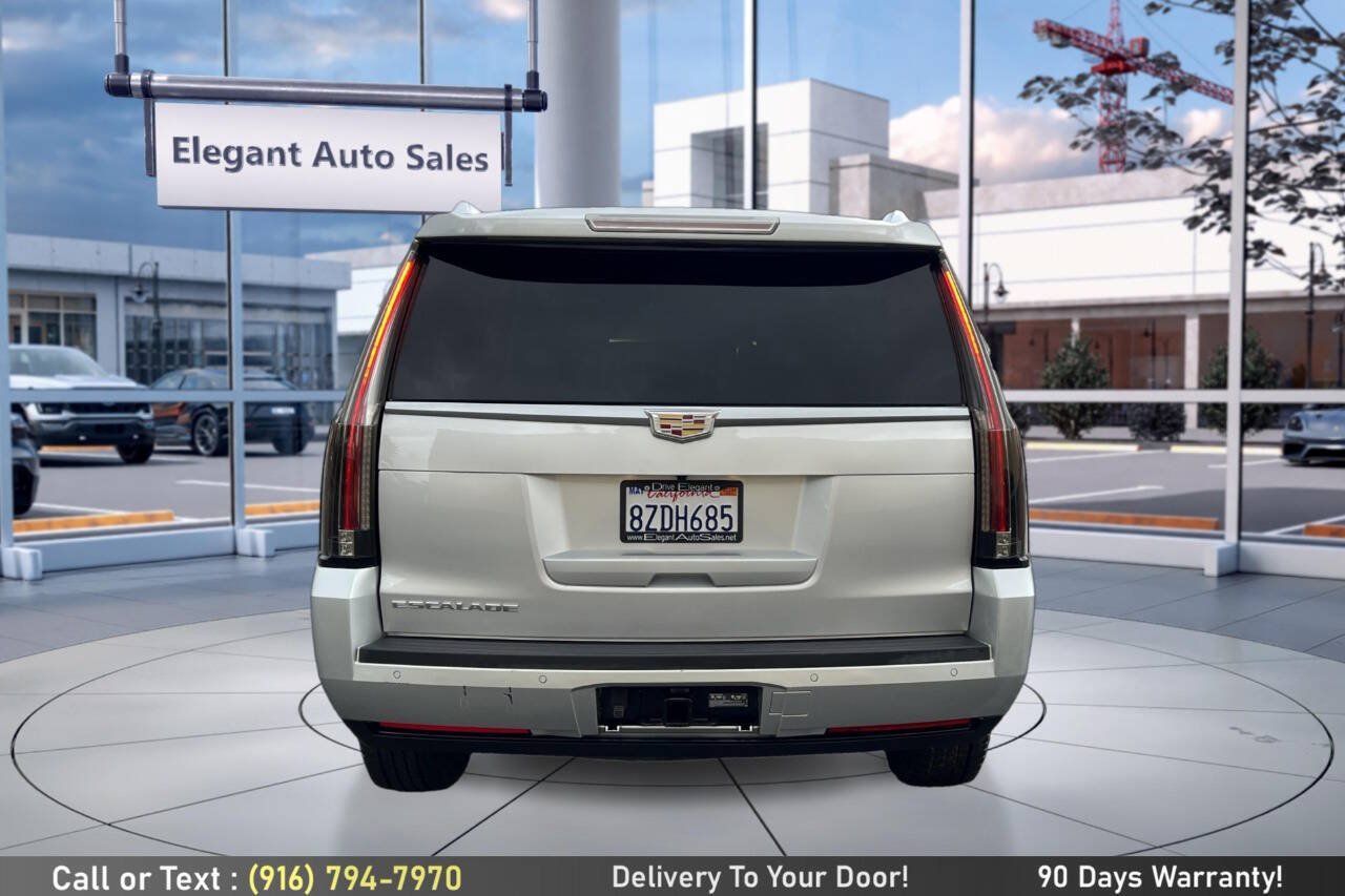 Used 2015 Cadillac Escalade 2WD image 6