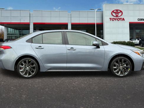 New 2026 Toyota Corolla SE w/ SE Package image 4