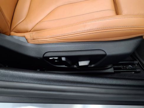 Used 2022 BMW Z4 M40i w/ Premium Package RWD image 11