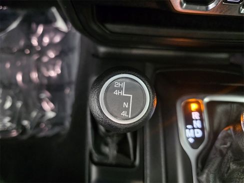 Used 2021 Jeep Gladiator Sport image 26