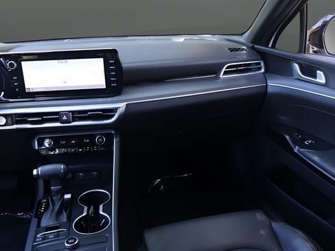 Used 2022 Kia K5 GT-Line w/ GT-Line FWD Premium Package image 16