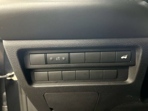 Used 2024 Mitsubishi Outlander SEL FWD image 19