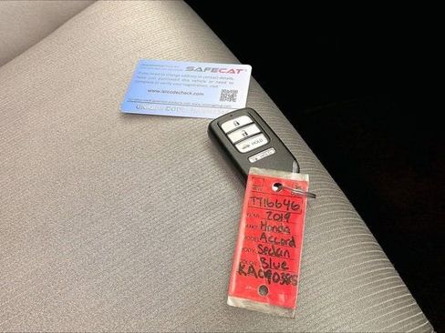 Used 2019 Honda Accord LX image 11