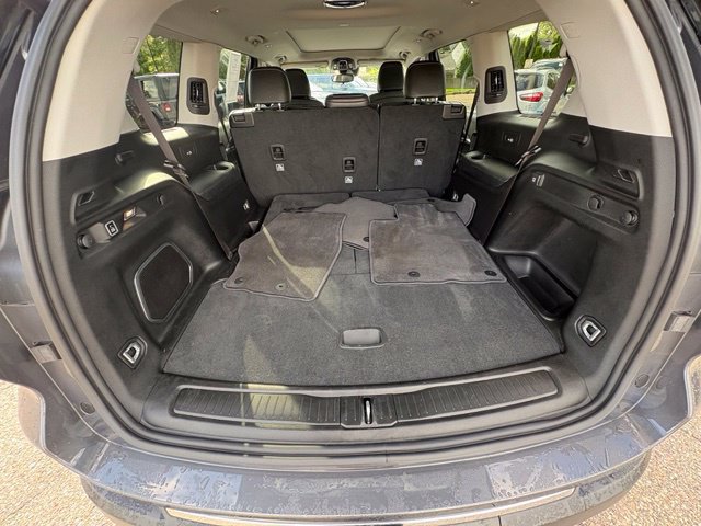 Used 2022 Jeep Grand Cherokee L Limited AWD/4WD image 26