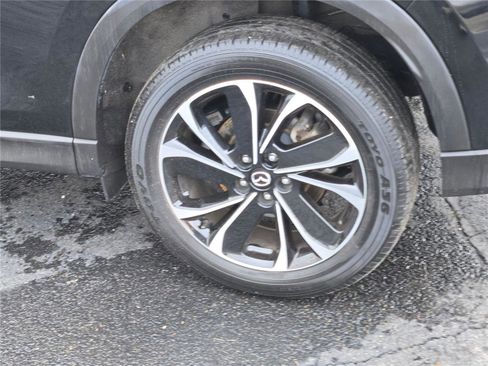 Used 2022 MAZDA CX-5 AWD 2.5 S w/ Premium Package image 18