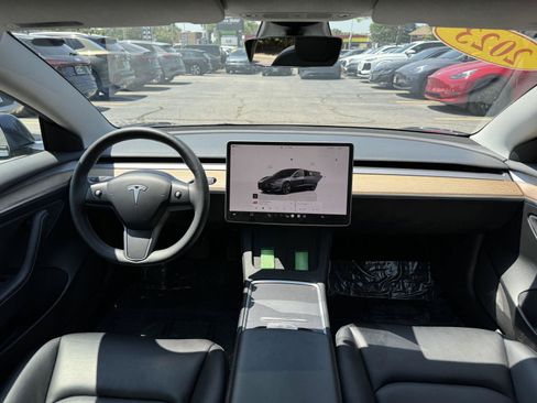 Used 2023 Tesla Model 3 Standard Range RWD image 35