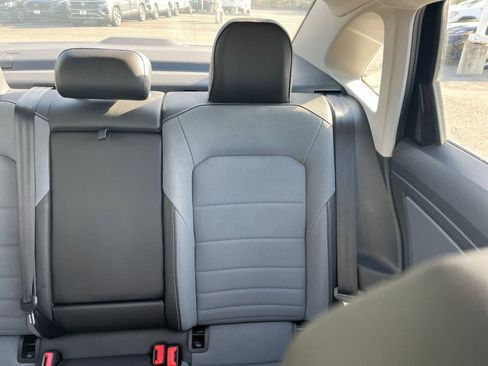 Used 2025 Volkswagen Jetta SE image 37