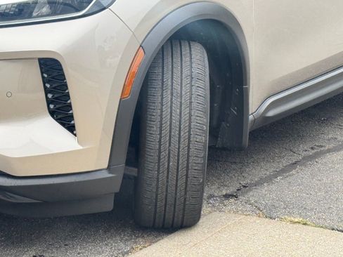 Used 2024 INFINITI QX60 Luxe image 10