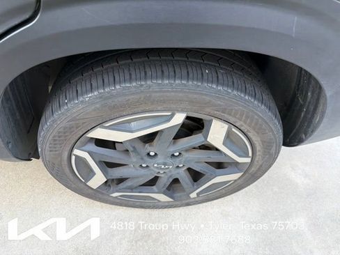 Certified 2024 Kia Seltos SX w/ SX Sunroof Package AWD/4WD image 8