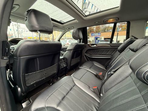 Used 2014 Mercedes-Benz GL 450 4MATIC image 45