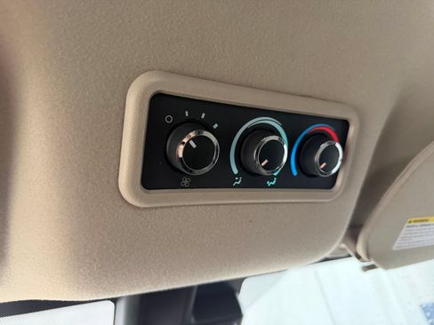 Used 2020 Chevrolet Express 3500 LT w/ LT Preferred Equipment Group RWD image 23