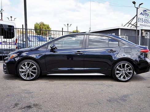 Used 2020 Toyota Corolla XSE FWD image 7