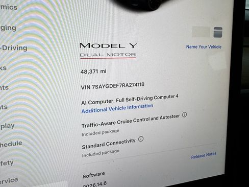 Used 2024 Tesla Model Y Performance AWD/4WD image 31