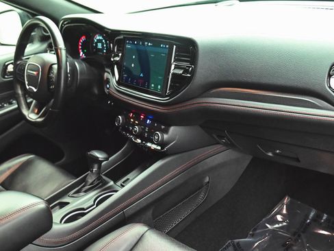 Used 2025 Dodge Durango GT AWD/4WD image 38