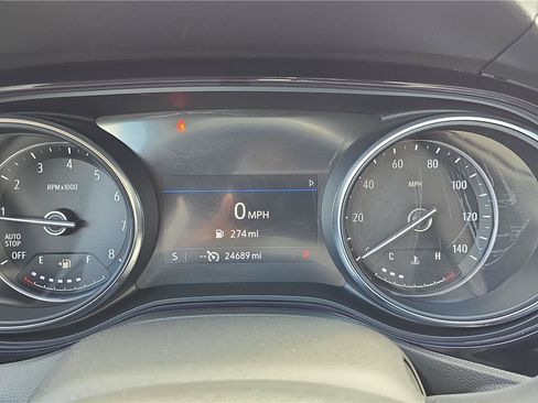 Used 2023 Buick Encore GX Select w/ Sport Touring Package FWD image 10