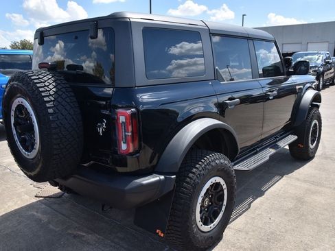 Used 2023 Ford Bronco Badlands w/ Sasquatch Package AWD/4WD image 7