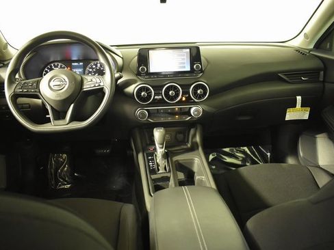 Certified 2025 Nissan Sentra S image 23