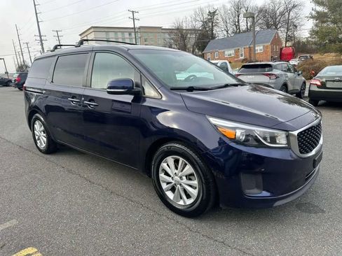 Used 2018 Kia Sedona LX w/ LX Essentials Premium Package image 21