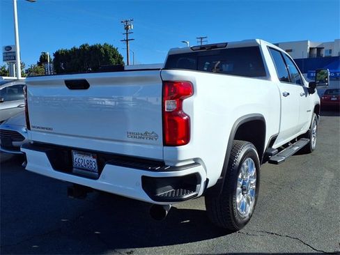 Used 2020 Chevrolet Silverado 2500 High Country w/ Technology Package image 21