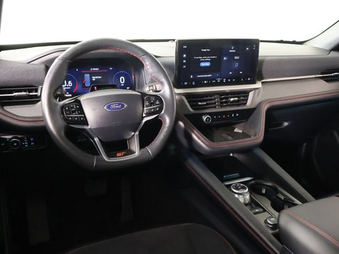 Used 2025 Ford Explorer ST w/ Sun And Sound Package AWD/4WD image 2