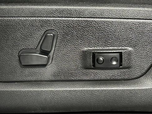 Used 2024 RAM 3500 Laramie w/ Night Edition AWD/4WD image 31