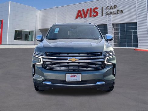 Used 2023 Chevrolet Suburban Premier image 10