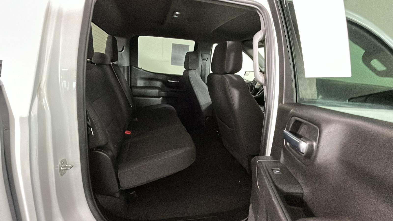 Used 2024 Chevrolet Silverado 1500 Custom AWD/4WD image 33