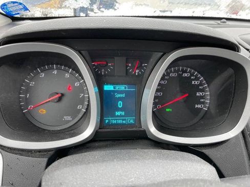 Used 2015 Chevrolet Equinox LT w/ Driver Convenience Package image 38