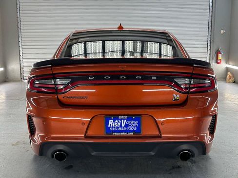 Used 2022 Dodge Charger Scat Pack RWD image 7