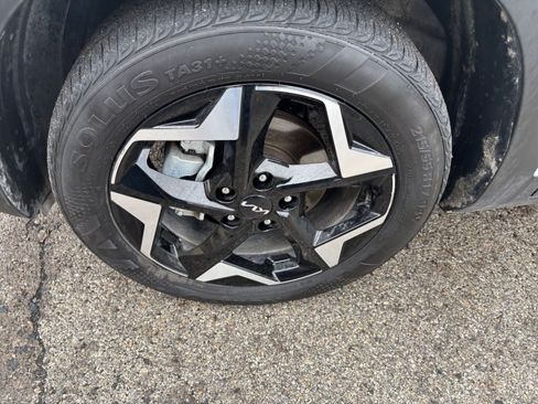 Used 2025 Kia Seltos S image 25