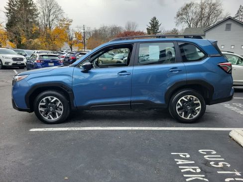 Certified 2025 Subaru Forester image 7