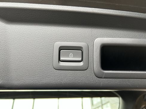 Certified 2023 MAZDA CX-30 AWD 2.5 S w/ Select Package image 24