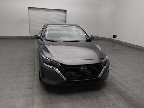 Used 2025 Nissan Sentra SV FWD image 14