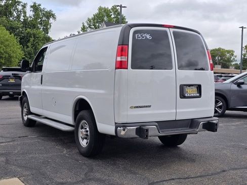 Used 2023 Chevrolet Express 2500 w/ Driver Convenience Package image 5