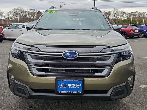 Certified 2025 Subaru Forester Limited AWD/4WD image 3