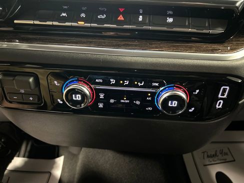 New 2026 GMC Sierra 1500 SLE w/ Preferred Package AWD/4WD image 17