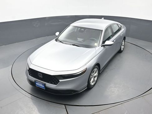 Certified 2024 Honda Accord LX image 32