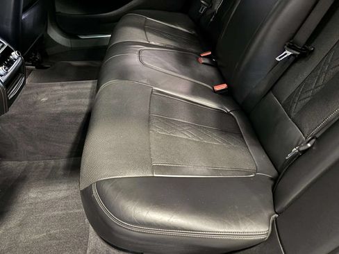 Used 2016 BMW 750i xDrive AWD/4WD image 18