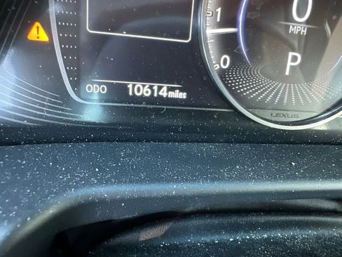 Used 2023 Lexus ES 350 w/ Premium Package FWD image 5